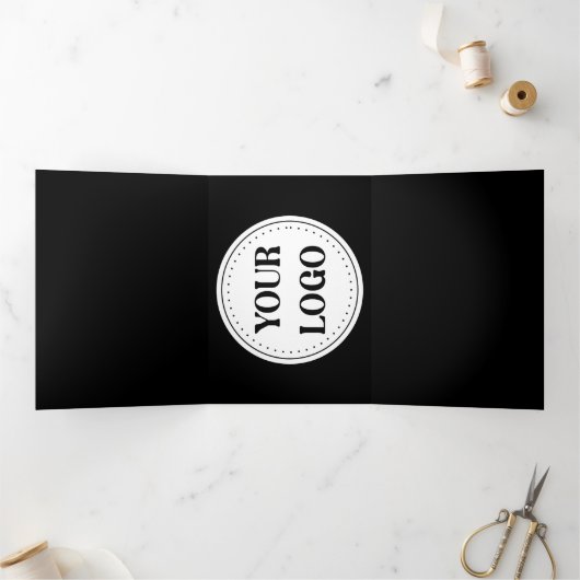 Schlicht, modern, poliert und anpassbar. dreifach gefaltete einladung (Innenseite)