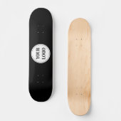 Schlicht, modern, poliert und anpassbar. skateboard (Vorderseite)