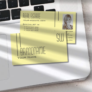 Schlicht Pastellgelb mit Monogramm und Foto Modern Visitenkarte