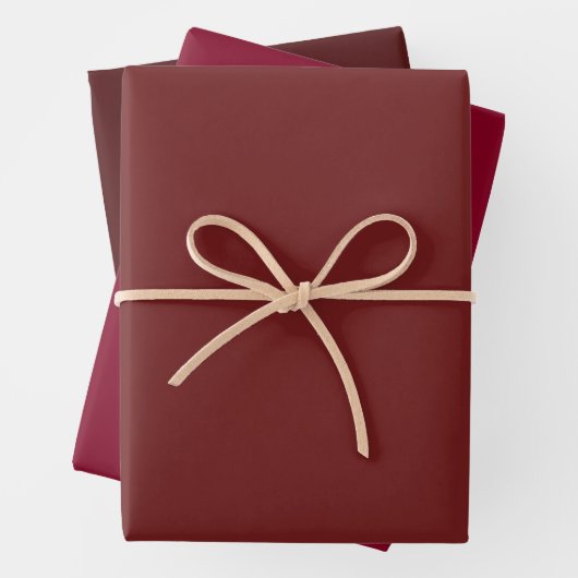 Schlicht Prune Burgundy Rose Maroon Shades 3 Tones Geschenkpapier Set (Beispiel)