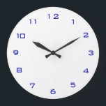 Schlicht Weiß und Blau> Schlichte Küchenuhren Große Wanduhr<br><div class="desc">Eine Schlichte Küchenuhr mit weißen Ziffern. Moderne gotische Zahlen geben dieser minimalistischen Uhr ein originelles Aussehen. Bitte kontaktieren Sie orientcourt unter zazzle.com , wenn Sie möchten, dass wir eine Uhr für Sie entwerfen.</div>