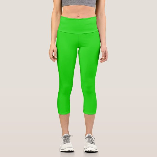 Schlichte Farbe in kalkgrün Capri Leggings (Vorderseite)