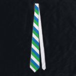 Schlichte Flagge Sierra Leone Krawatte<br><div class="desc">Stellen Sie Sierra Leone dar! Dieses Einzelteil kennzeichnet ein übersichtliches Design der Sierra Leonean Flagge. Kennen Sie eine Sierra Leonean oder die Leonean-Amerikanische Sierra, wer ihr Zuhauseland verfehlt und möchten über ihre gebürtige Nation patriotisch sein? Reisende nach Afrika, Sierra Leonean-Amerikaner, Sierra Leoneans selbst werden Liebe, ihr Erbe und Nationalstolz zu...</div>