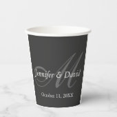 Schlichte graue Monogramm Brautbräuche Pappbecher (Vorderseite)
