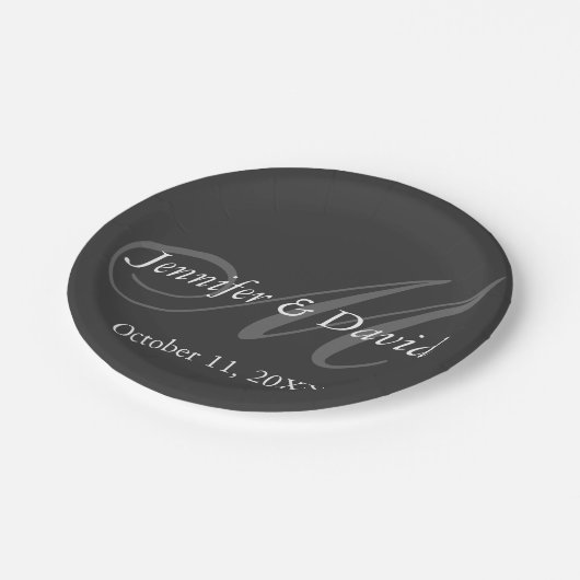 Schlichte graue Monogramm Brautbräuche Pappteller (Schrägansicht)