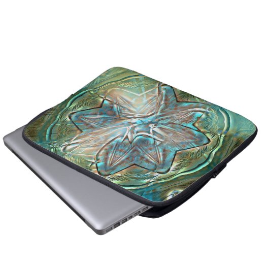 Schlichte grüne und blaue Blume auf Pixel-Drizzle- Laptopschutzhülle (Vorne Knopf)