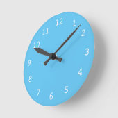 Schlichte hellblaue Uhr (Winkel)