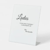 Schlichte Schwarz-Weiß-Kalligrafie Damen Badezimme Sockelschild (Vorderseite)