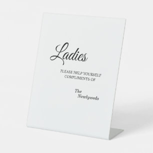 Schlichte Schwarz-Weiß-Kalligrafie Damen Badezimme Sockelschild