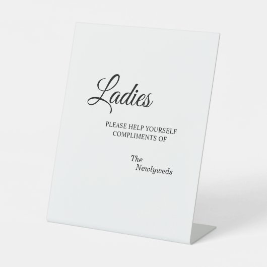 Schlichte Schwarz-Weiß-Kalligrafie Damen Badezimme Sockelschild (Vorderseite)
