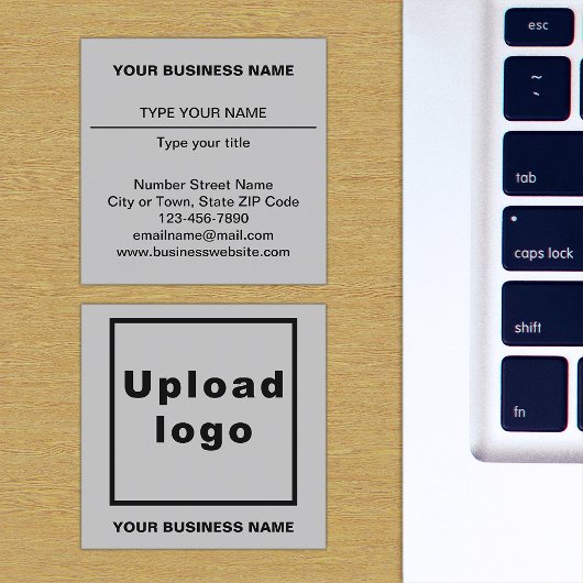 Schlichte Texterstellung auf der Vorderseite von G Quadratische Visitenkarte