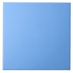 Schlichter Himmel mit fester Farbe Fliese