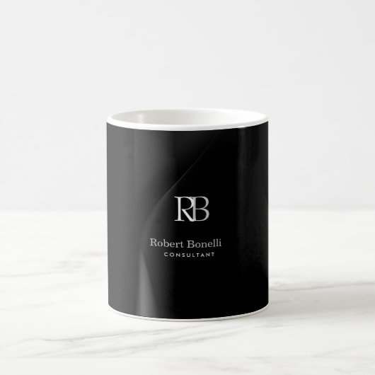 Schlichter Name für moderne graue Monogramm Kaffeetasse (Mittel)