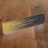 Schlichter Spezialgoldfarbener Hintergrundanwalt Namensplakette (Seite)