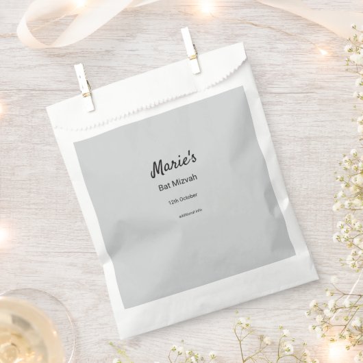 schlichter, weißer Schwarzer Klassiker Geschenktütchen (Ausgeschnitten)