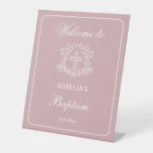 Schlichtes Blumenkreuz auf rosa Taufe Willkommen Sockelschild (Vorderseite)