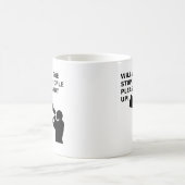 Schließe die Idioten aus, die lustige Mumps Kaffeetasse (Mittel)