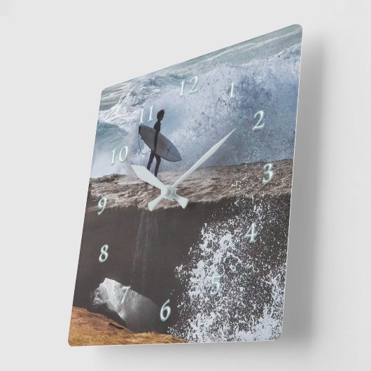 Schließen des Silver Surfers Quadratische Wanduhr (Winkel)