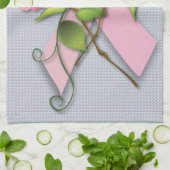 Schließung für den Brustkrebs-Überlebenden Geschirrtuch (Gefaltet)