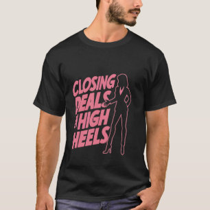 Schließung von Geschäften mit hohen Absätzen — T-Shirt
