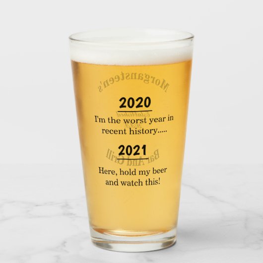 Schlimmstes Jahr in der jüngsten Bar der Geschicht Glas (Vorne (Gefüllt))