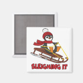 Schlitten - Niedlicher Pinguin im Schnee Magnet (Vorderseite/Rückseite)