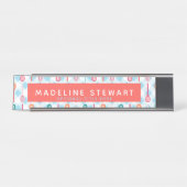 Schlitze und Gingham Whimsical Personalisiert Schreibtischnamensplakette (Vorderseite )