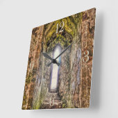 Schloss Chepstow Window, Wales, Vereinigtes Königr Quadratische Wanduhr (Winkel)