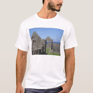 Schloss Dunluce in der Nähe von Bushmills und Por T-Shirt