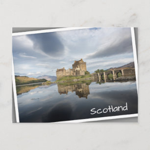 Schloss Eilean Donan mit Reflexion in Schottland Postkarte