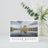 Schloss Eilean Donan mit Reflexion in Schottland Postkarte (Stehend Vorderseite)