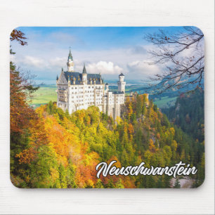Schloss Neuschwanstein, Deutschland, im Herbst Mousepad