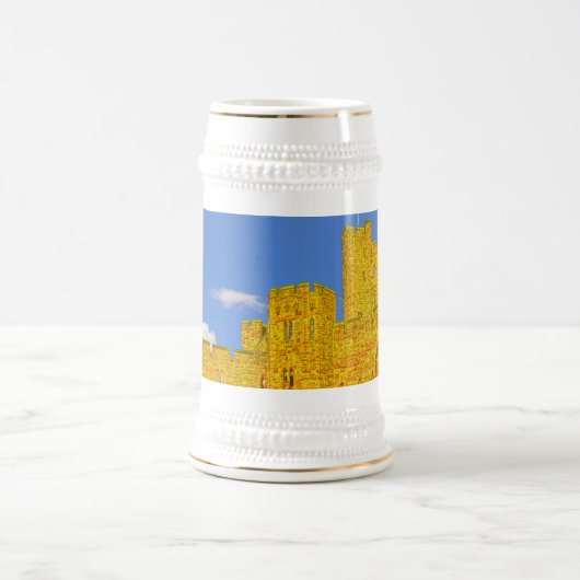 Schloss Peckforton in Tarporley, Cheshire Bierglas (Mittel)