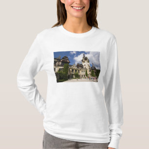Schloss Peles aus dem 18. Jahrhundert, Sinaia, Rum T-Shirt