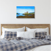 Schlosspark Eilean Donan, Schottlands Canvas-Druck Leinwanddruck (Insitu (Schlafzimmer))
