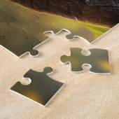 Schluckbaby schläft in einem einzigartigen Baumfal Puzzle (Seite)