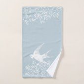 Schlucken von Vögeln, die über Olivenzweige fliege Badhandtuch Set (Handtuch)