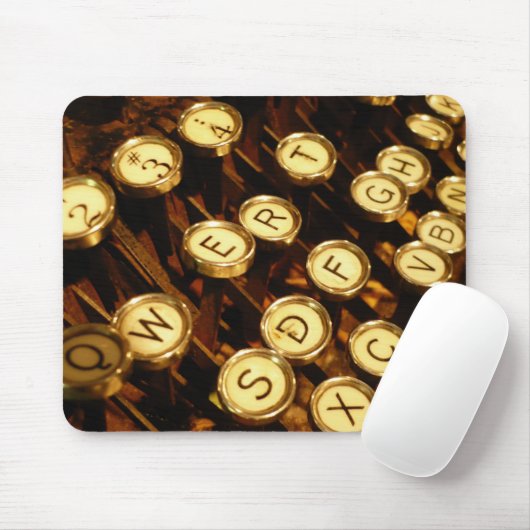 Schlüssel auf einer Art Verfasser Mousepad (Mit Mouse)