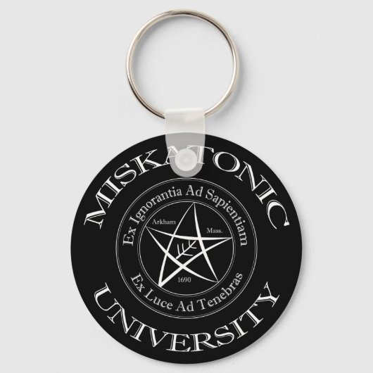 Schlüsselanhänger der Universität Miskatonic (Vorderseite)