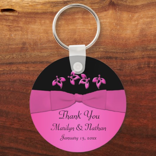 Schlüsselanhänger in Schwarz-Rosa (Vorderseite)