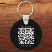 Schlüsselanhänger mit schwarzen Logos mit QR-Code (Rückseite)
