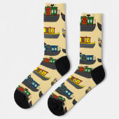 Schmalboot-Besitzer mit gemustertem Kanalboot Socken (Linkes Detail)