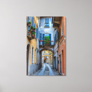 Schmale Stadtstraße, Italien Leinwanddruck