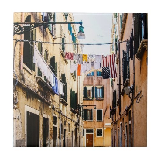 Schmale Straße in Venedig Fliese (Vorderseite)