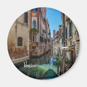 Schmale Straße mit Kanal in Venedig Magnet