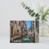 Schmale Straße mit Kanal in Venedig Postkarte (Stehend Vorderseite)