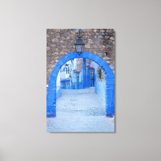 Schmale Straße von Chefchaouen Leinwanddruck (Vorderseite)