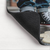 Schmelzen der Eiscreme-Kone durch die Sneakers des Mousepad (Ecke)