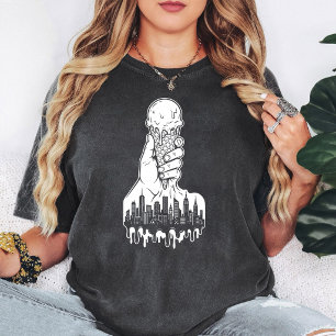 Schmelzender Eiscremekegel Handzeichnung T-Shirt