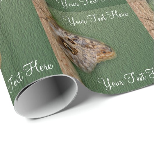 Schmetterling auf Baumstamm Geschenkpapier (Rolleneckpunkt)